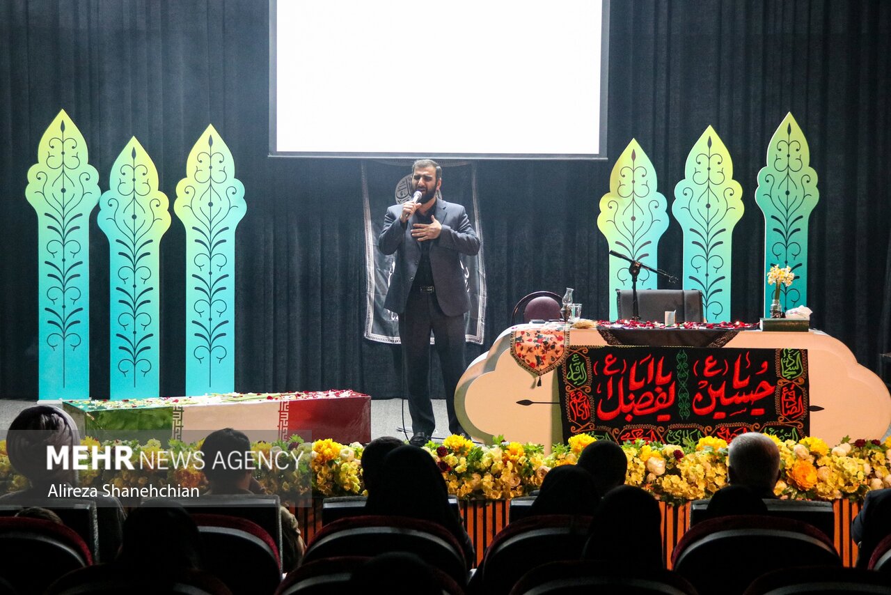 مراسم عزای حضرت مادر (س) با حضور اصحاب رسانه گیلان مراسم عزای حضرت مادر (س) با حضور اصحاب رسانه گیلان