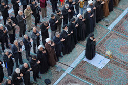 نماز باران در آستان مسجد جمکران اقامه شد