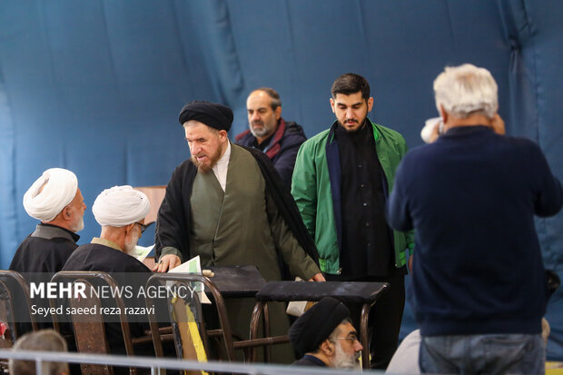 نماز جمعه تهران سی آبان ماه ۱۴۰۴