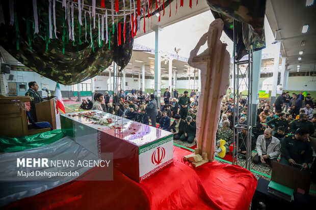 اقامه نماز طلب باران در محمدآباد یزد