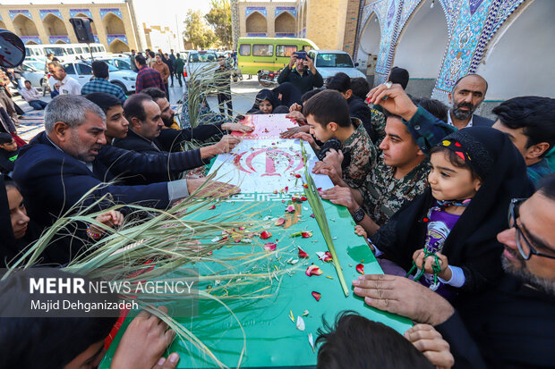 اقامه نماز طلب باران در محمدآباد یزد