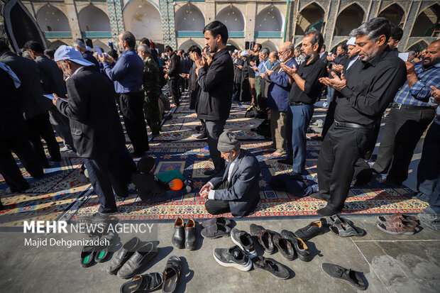 اقامه نماز طلب باران در محمدآباد یزد