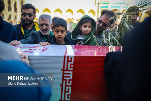 اقامه نماز طلب باران در محمدآباد یزد