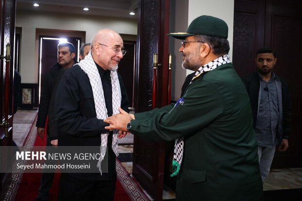 گردهمایی دانشجویان و طلاب بسیجی با حضور رئیس مجلس