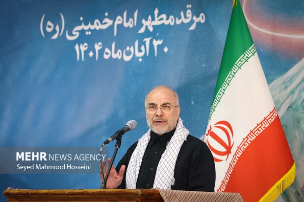 گردهمایی دانشجویان و طلاب بسیجی با حضور رئیس مجلس