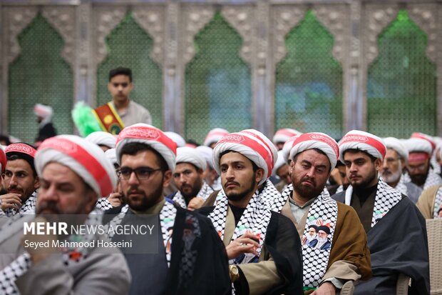 گردهمایی دانشجویان و طلاب بسیجی با حضور رئیس مجلس