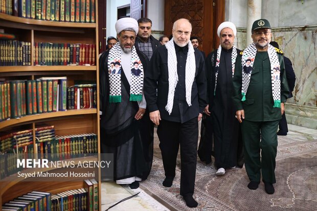 گردهمایی دانشجویان و طلاب بسیجی با حضور رئیس مجلس