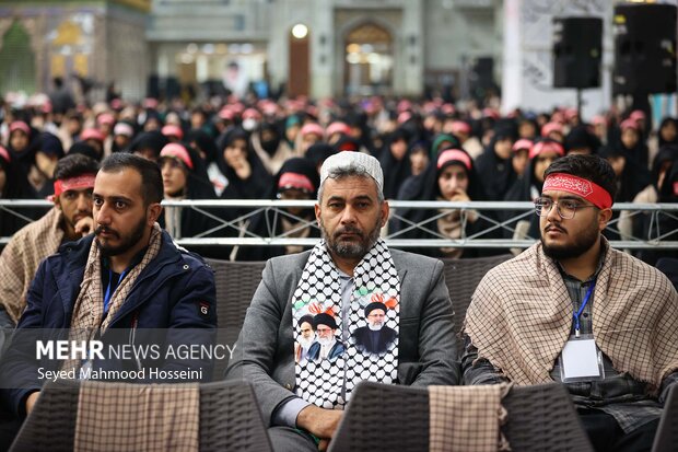 گردهمایی دانشجویان و طلاب بسیجی با حضور رئیس مجلس