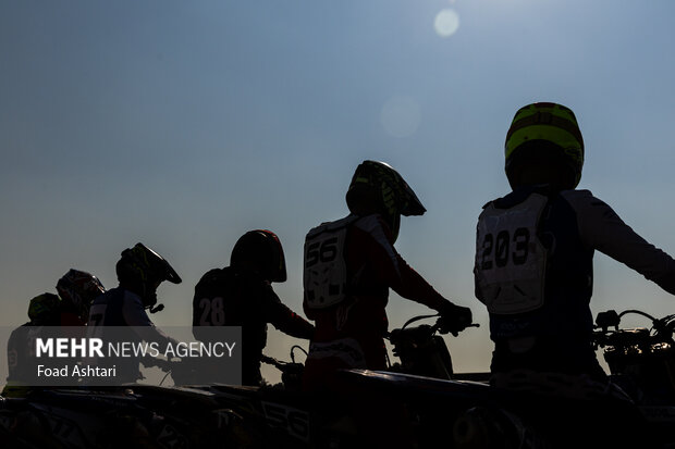 مسابقه موتور کراس قهرمانی کشور