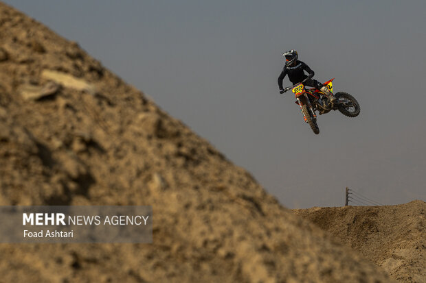 مسابقه موتور کراس قهرمانی کشور