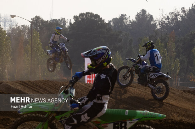 مسابقه موتور کراس قهرمانی کشور
