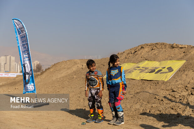 مسابقه موتور کراس قهرمانی کشور