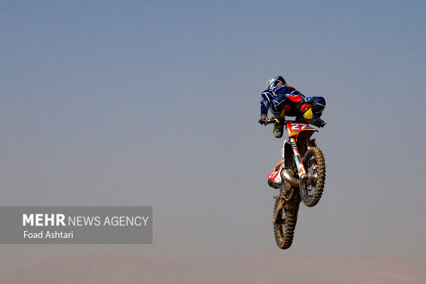 مسابقه موتور کراس قهرمانی کشور