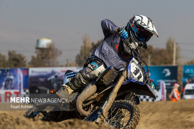 مسابقه موتور کراس قهرمانی کشور