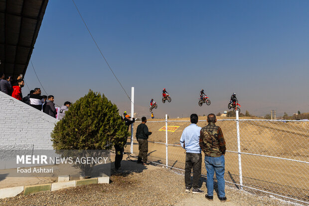 مسابقه موتور کراس قهرمانی کشور