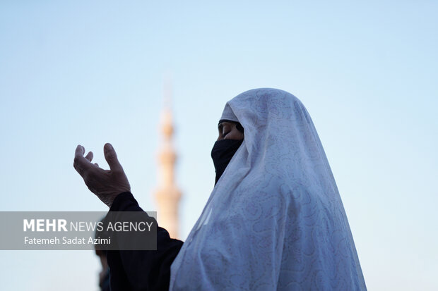 اقامه نماز باران در مسجد مقدس جمکران