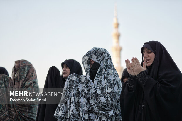 اقامه نماز باران در مسجد مقدس جمکران