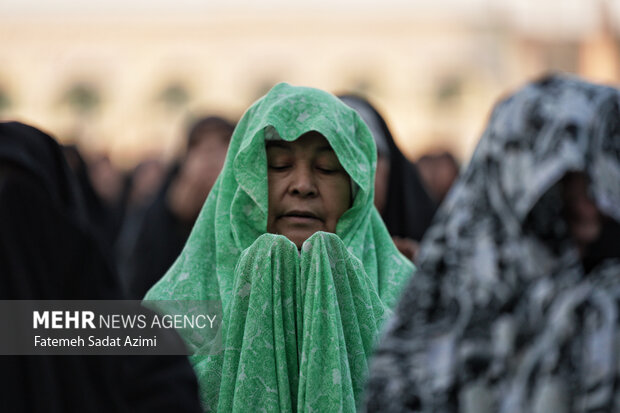 اقامه نماز باران در مسجد مقدس جمکران