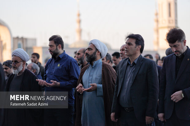 اقامه نماز باران در مسجد مقدس جمکران