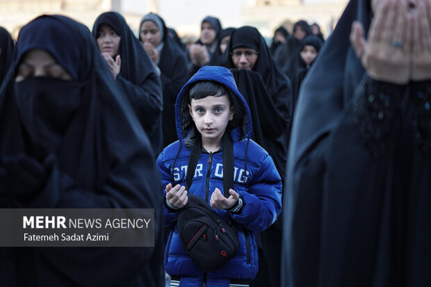 اقامه نماز باران در مسجد مقدس جمکران