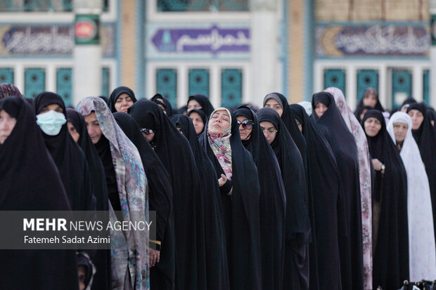 اقامه نماز باران در مسجد مقدس جمکران