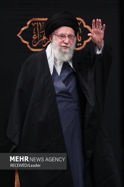 اولین شب مراسم عزاداری ایام شهادت حضرت فاطمةالزهرا (س) در حسینیه امام خمینی(ره)