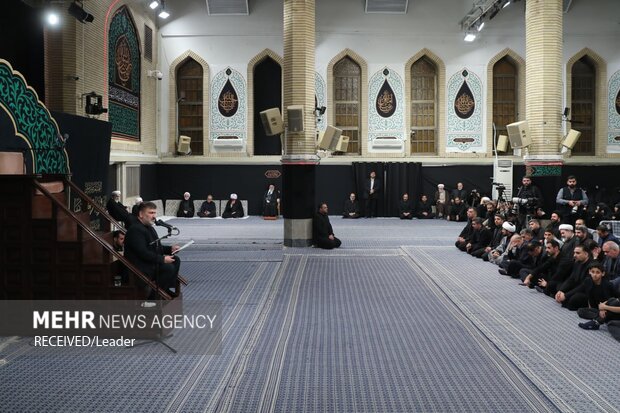 اولین شب مراسم عزاداری ایام شهادت حضرت فاطمةالزهرا (س) در حسینیه امام خمینی(ره)