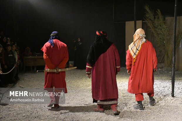 نمایشگاه فاطمیه راه نجات در بیرجند