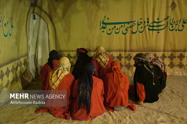 نمایشگاه فاطمیه راه نجات در بیرجند