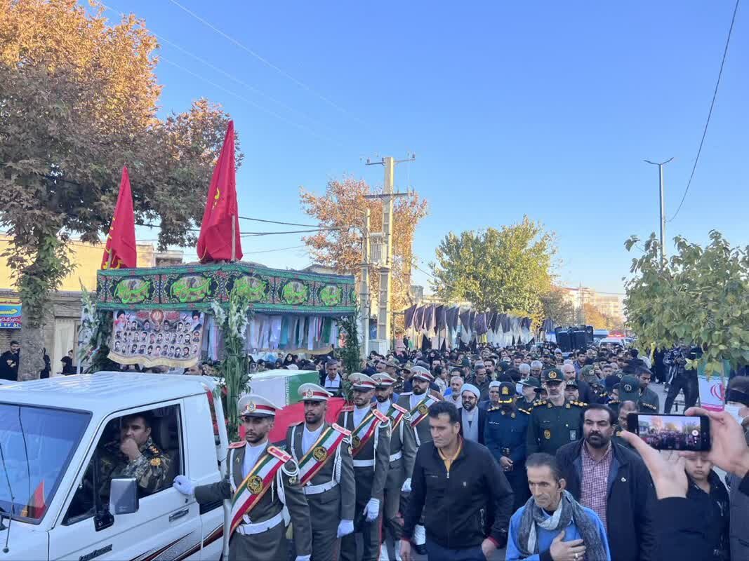 سروهای سربلند در دیار فاطمیون؛ استقبال لرستان از شهدای گمنام