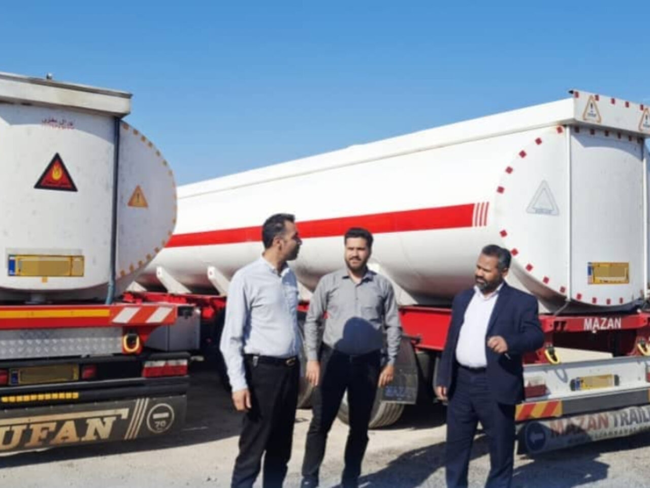 دو تریلر تانکردار حامل ۷۰ هزار لیتر سوخت قاچاق در حاجی آباد توقیف شد