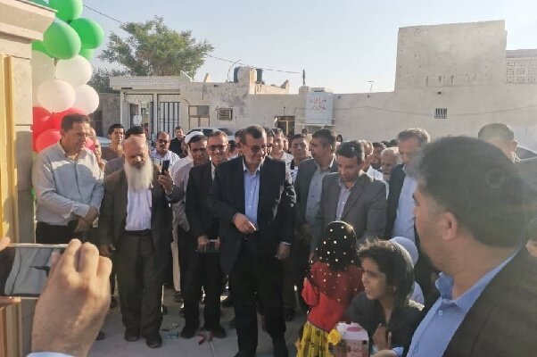 مدرسه ۹ کلاسه ابتدایی در شهر هنگویه بستک افتتاح شد مدرسه ۹ کلاسه ابتدایی در شهر هنگویه بستک افتتاح شد