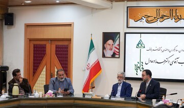 نوجوانان امروز سخن‌شناس‌اند و شعر را تفنن نمی‌دانند؛ شاعران نوجوان قاف