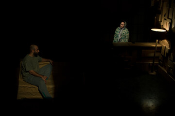 «تاسیان» و قصه خانواده‌ای که ممکن است هر لحظه از هم بپاشد