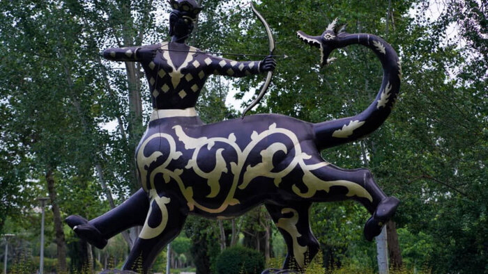 قوسِ نماد شهر اصفهان را تغییر ندهید؛ تاریخ بازطراحی نمی شود