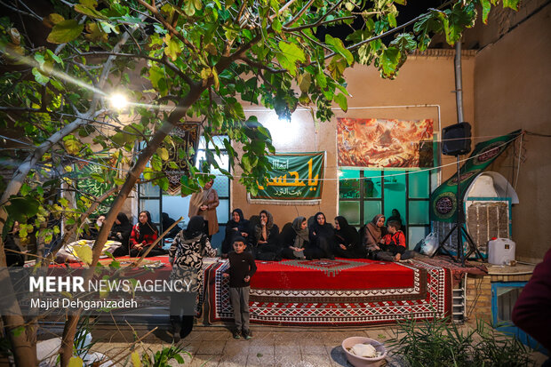 پخت «سمنوی نذری» در یزد همزمان با ایام فاطمیه