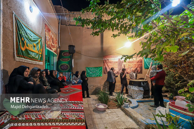 پخت «سمنوی نذری» در یزد همزمان با ایام فاطمیه