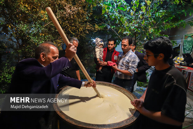 پخت «سمنوی نذری» در یزد همزمان با ایام فاطمیه