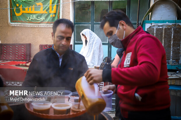 پخت «سمنوی نذری» در یزد همزمان با ایام فاطمیه