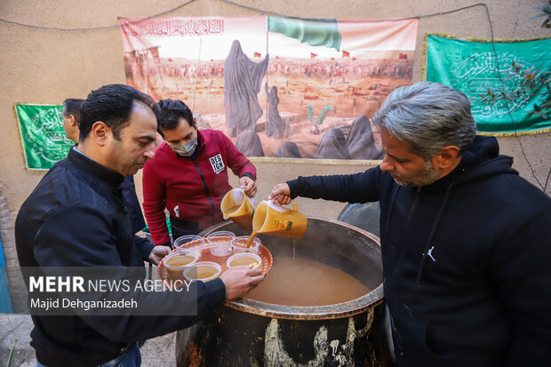 پخت «سمنوی نذری» در یزد همزمان با ایام فاطمیه