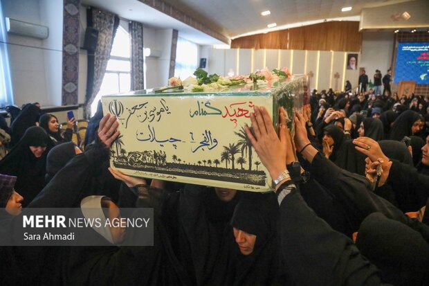 آیین بدرقه نوجوانان دهه هشتادی به کربلا