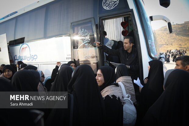 آیین بدرقه نوجوانان دهه هشتادی به کربلا