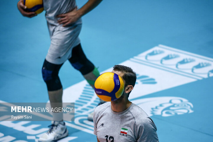 تمرین مردان والیبال ایران پیش از اعزام به ریاض