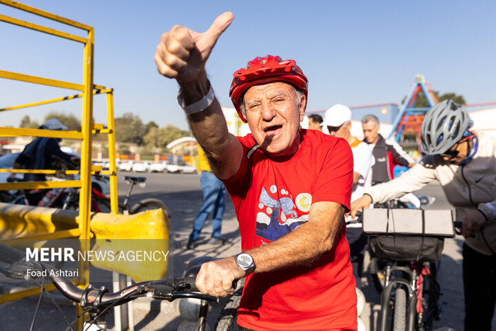 همایش دوچرخه سواری بازنشستگان تهران