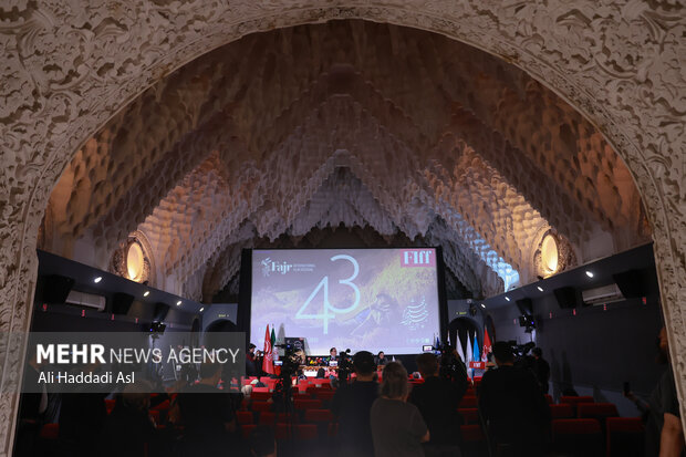 نشست خبری چهل و سومین جشنواره جهانی فیلم فجر