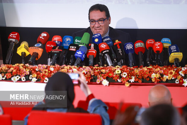 نشست خبری چهل و سومین جشنواره جهانی فیلم فجر