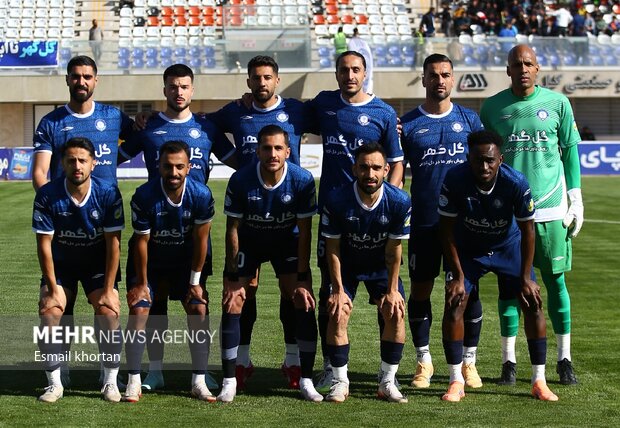 یک شانزدهم جام حذفی ایران گل‌گهر سیرجان و شناور سازی قشم