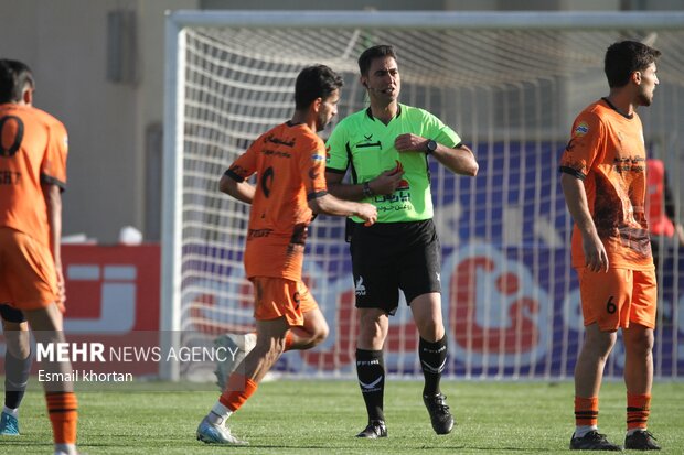 یک شانزدهم جام حذفی ایران گل‌گهر سیرجان و شناور سازی قشم