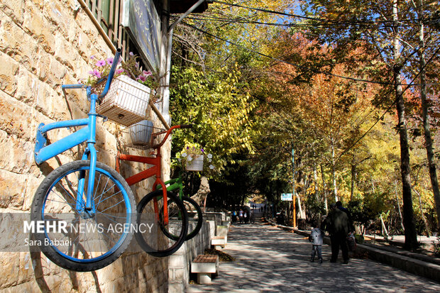 پاییز سراب صحنه؛ نمایشی باشکوه از هزار رنگ طبیعت