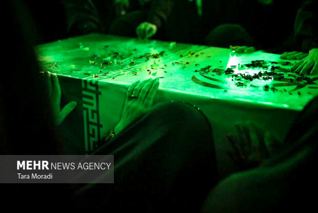 وداع با شهید گمنام در کانون جوانان رضوی رشت